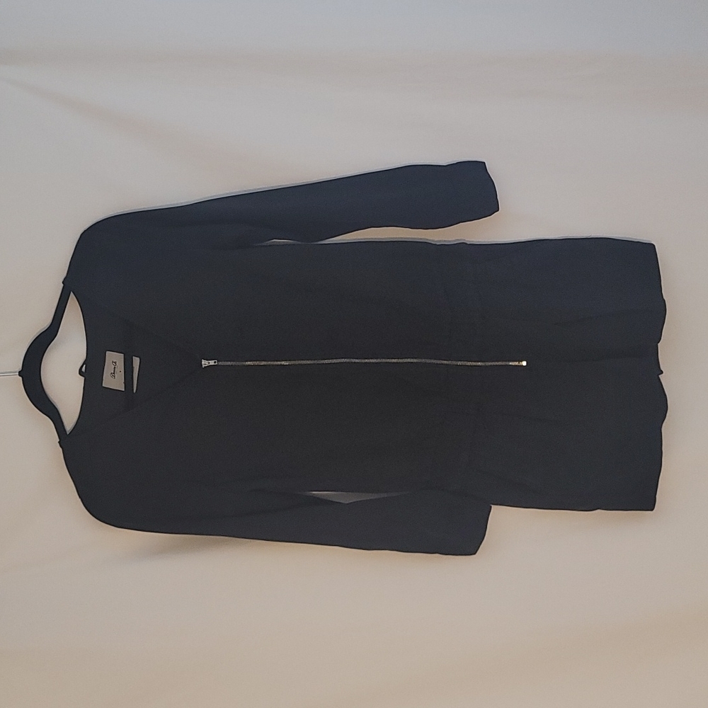 Denim  Co. Black long sleeves romper shorts sz 8